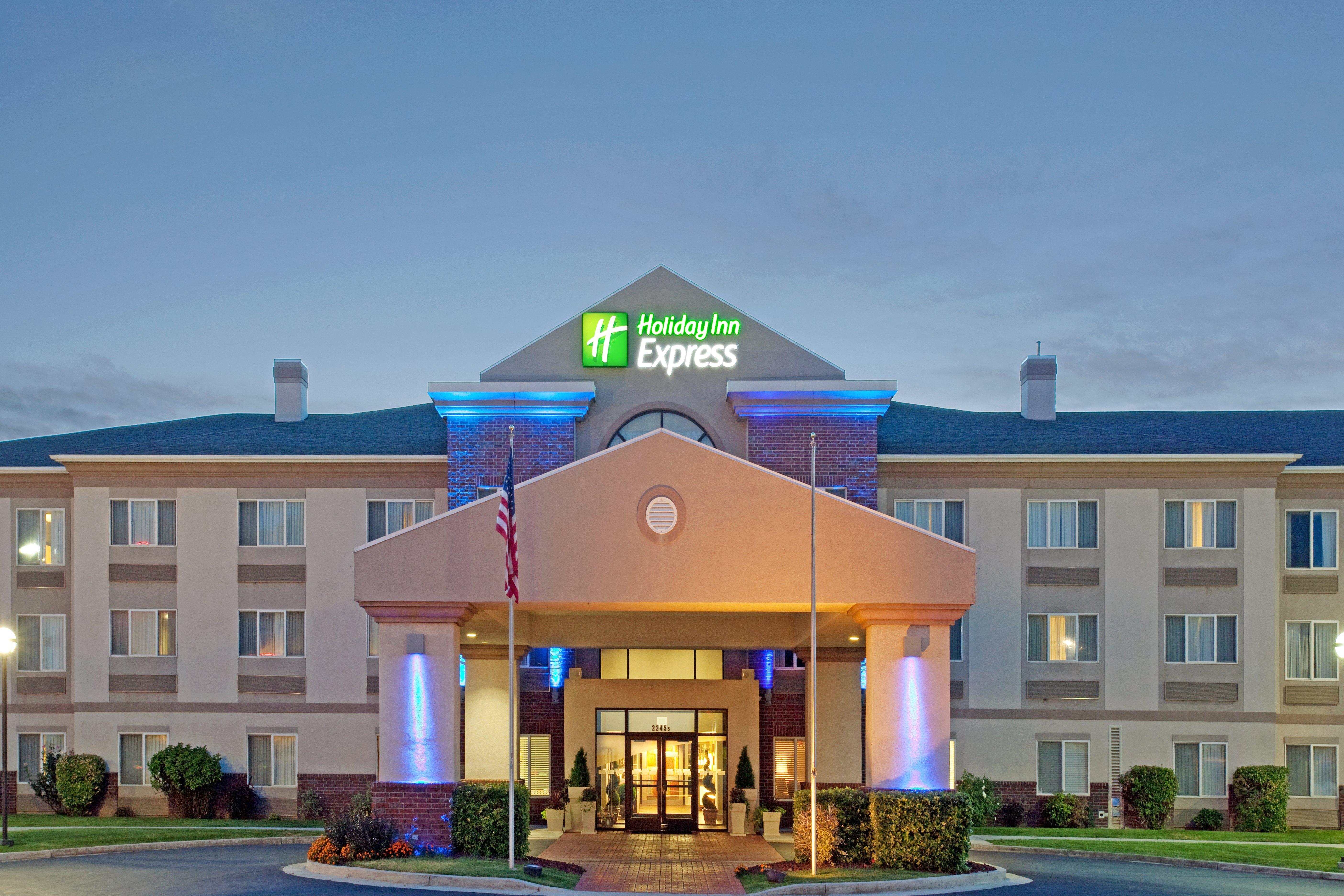 Holiday Inn Express Ogden By Ihg Esterno foto